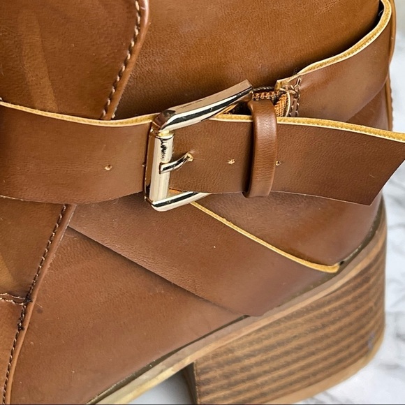 Forever 21 Brown Buckle Pointy Toe Booties Size 8 - Picture 10 of 13